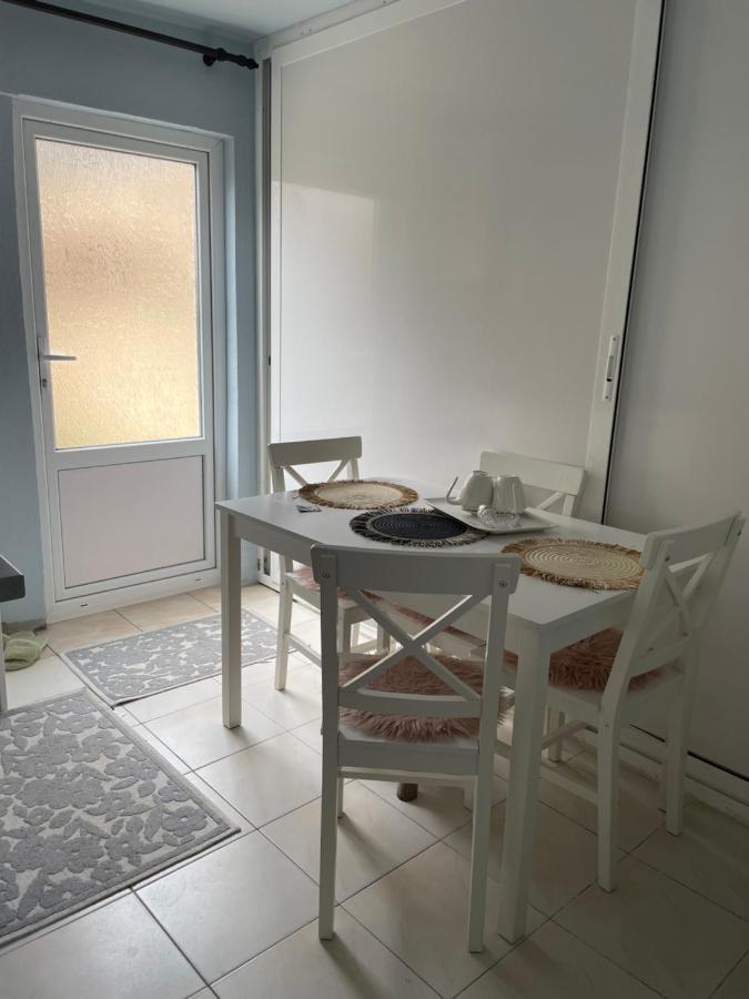 شقة Garsoniera La Casa تيميشورا المظهر الخارجي الصورة