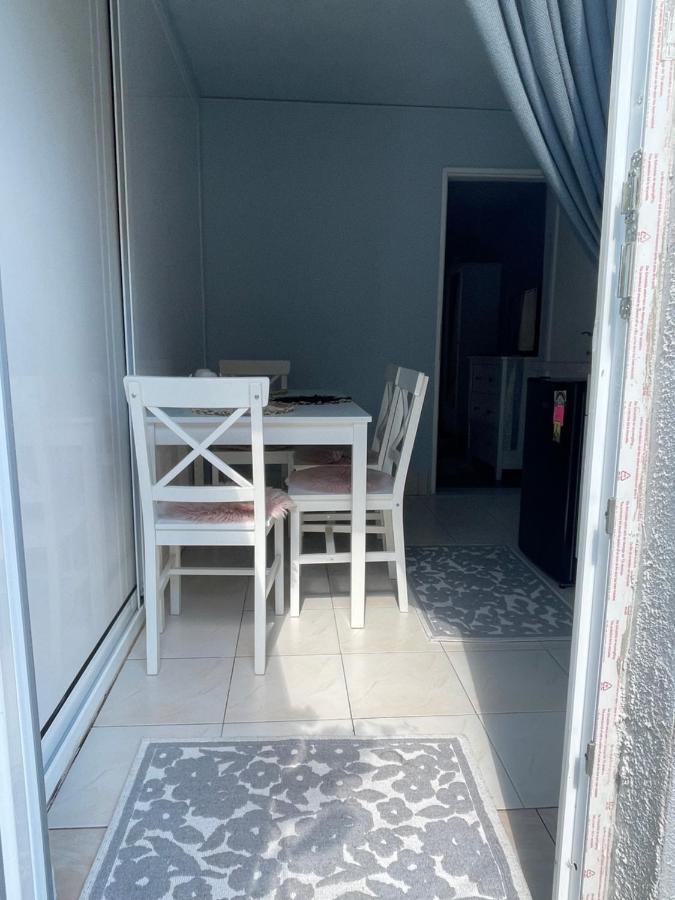 شقة Garsoniera La Casa تيميشورا المظهر الخارجي الصورة