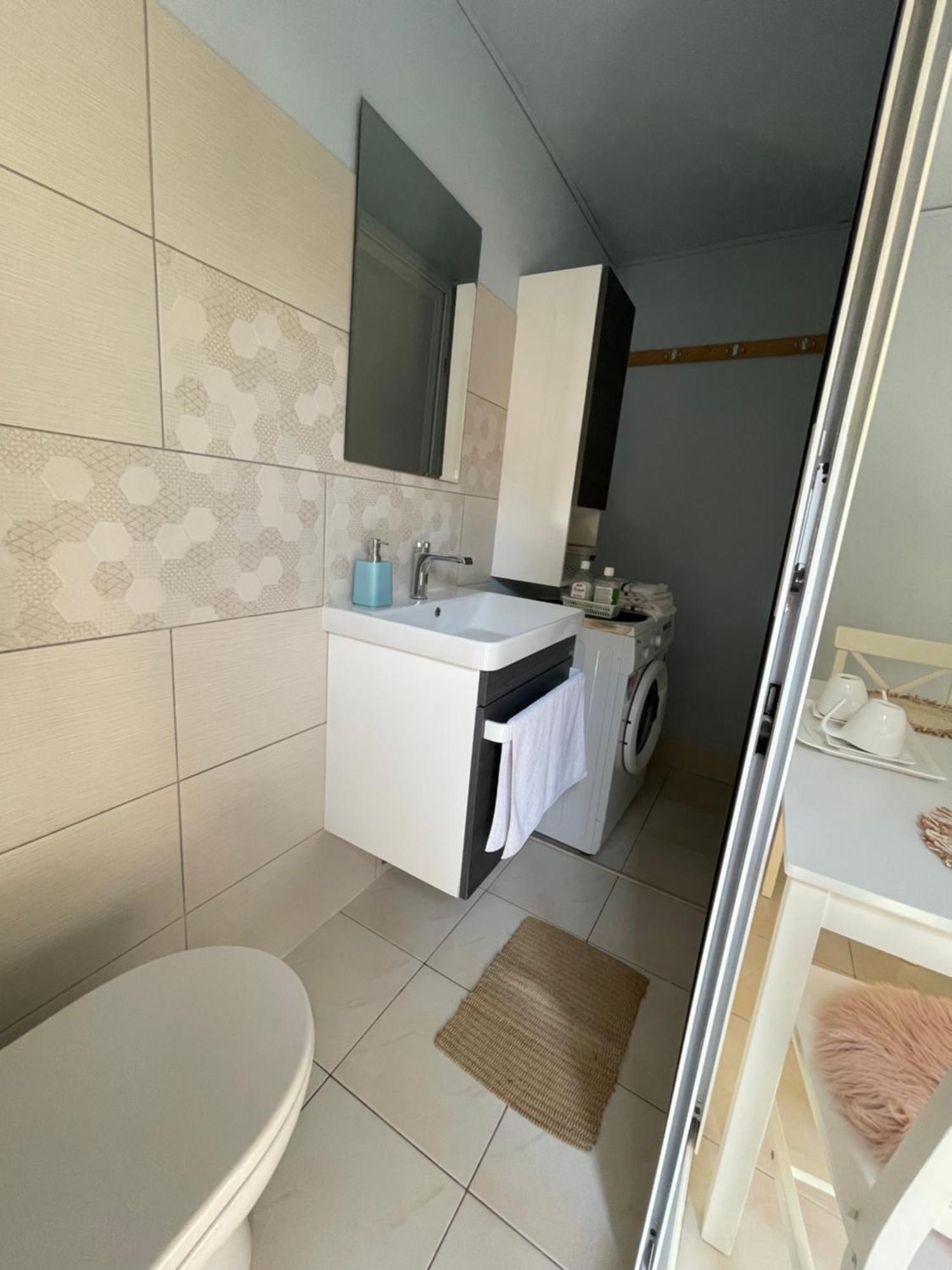 شقة Garsoniera La Casa تيميشورا المظهر الخارجي الصورة